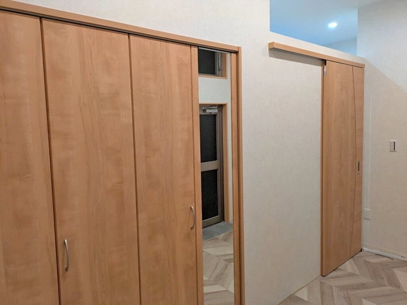 壁紙・床張り替え
